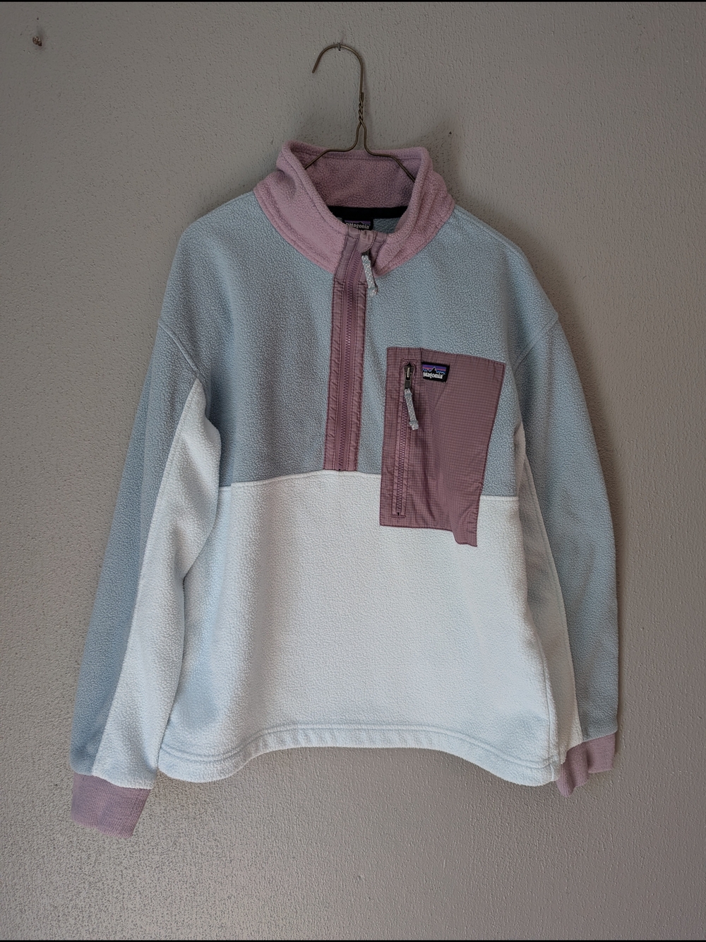 Patagonia Pastel Colorblock  Pullover 1/4 Zip  - Light Blue & Dusty Purple L